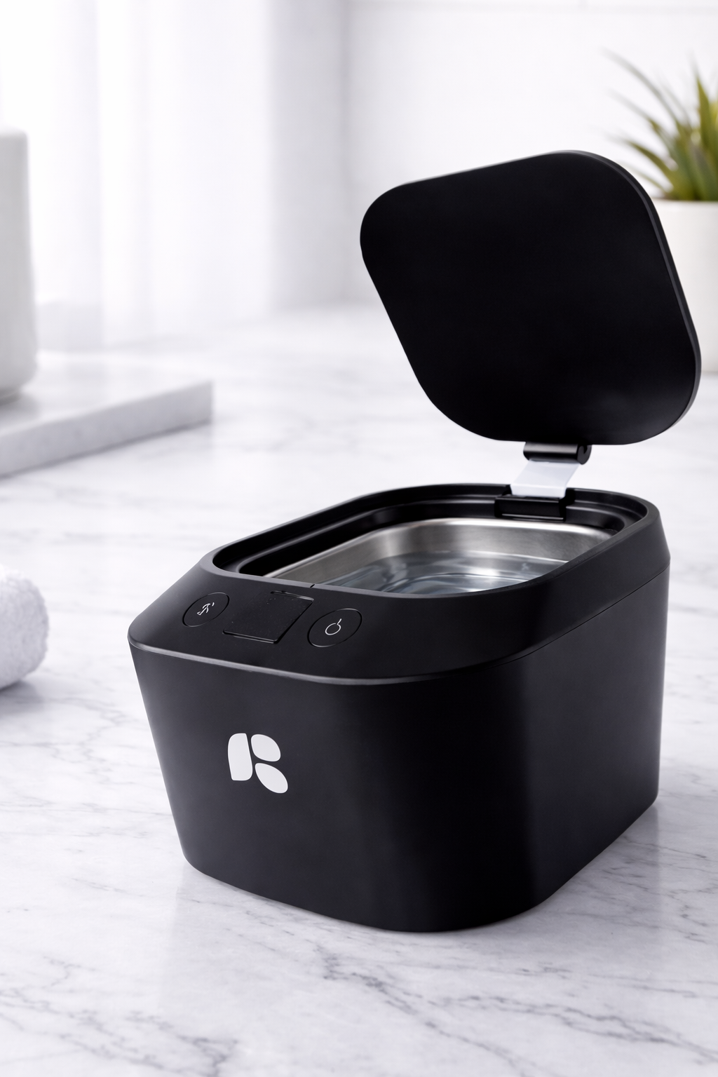 'Brushpod' Ultrasonic Oral Appliance Cleaner